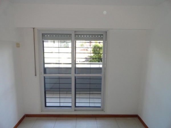 DEPTO 1 DORMITORIO + BALCÓN AL CONTRAFRENTE. URQUIZA / CASTELLANOS